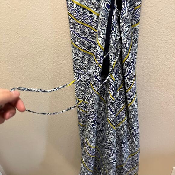 ASTR The Label Navy Multi Medallion Coastal Beach Tie Back Maxi Dress NWT Sz M - Picture 11 of 11